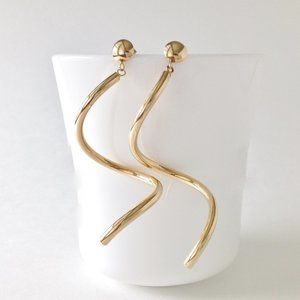 14K gold Polished Swirl Dangling Earrings
